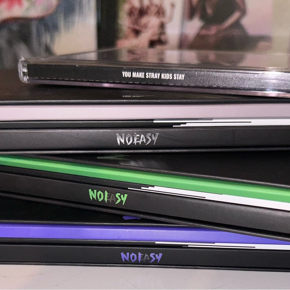 Stray Kids | NoEasy 2 VERSIONS | Official | Read Description - Picture 11 of 11